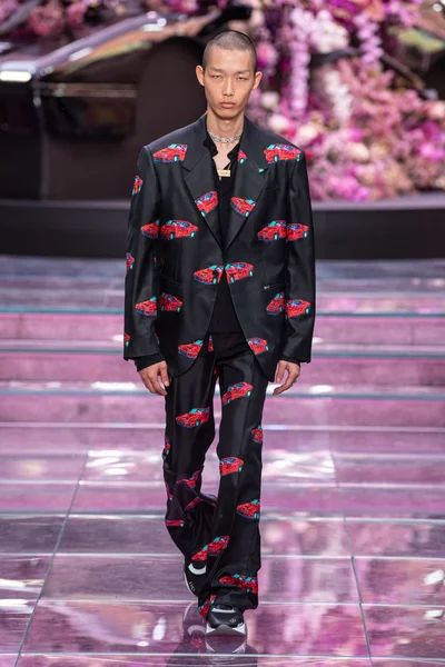 Look 34